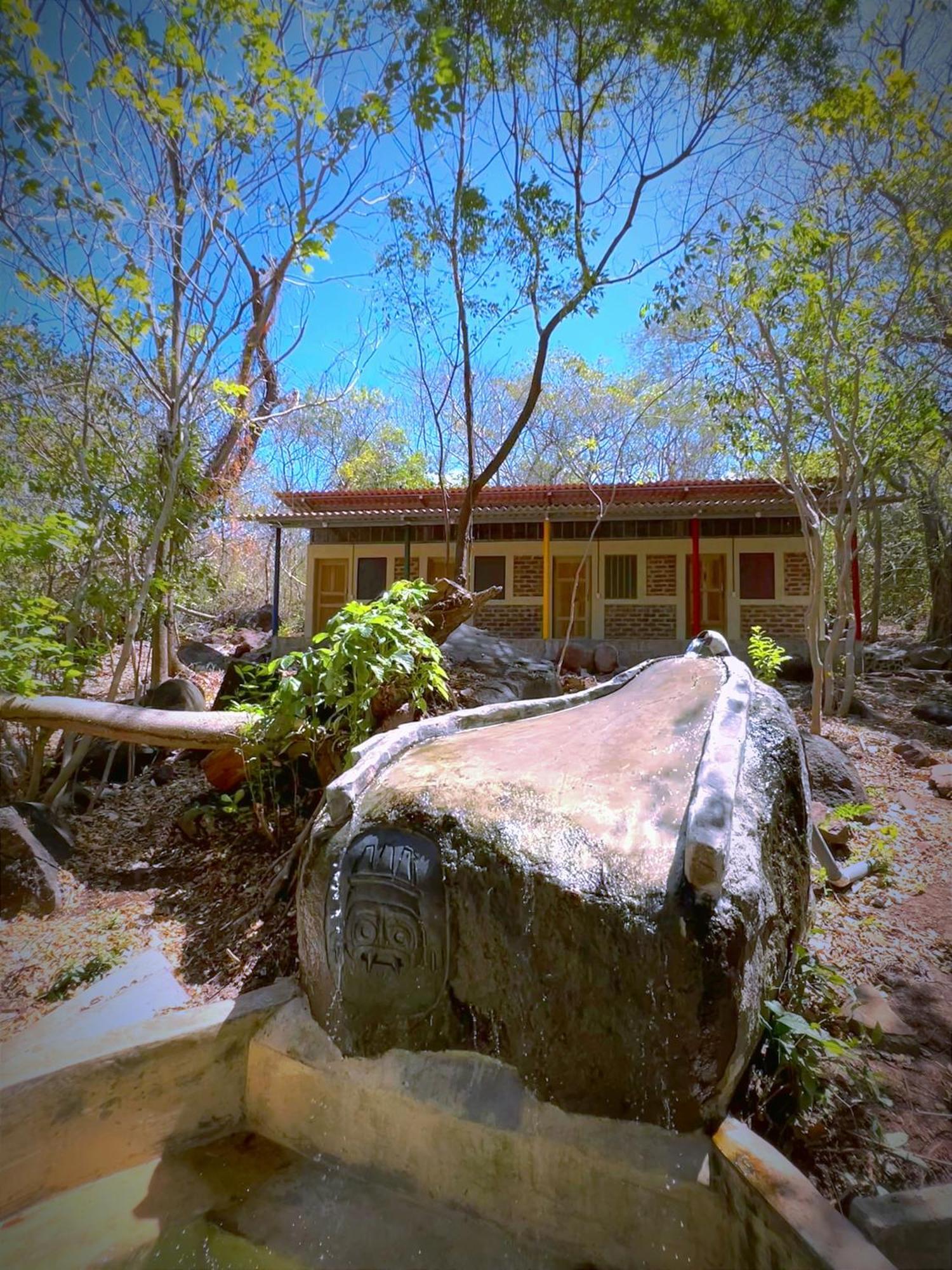 Raindance Hostel Santa Cruz Bagian luar foto